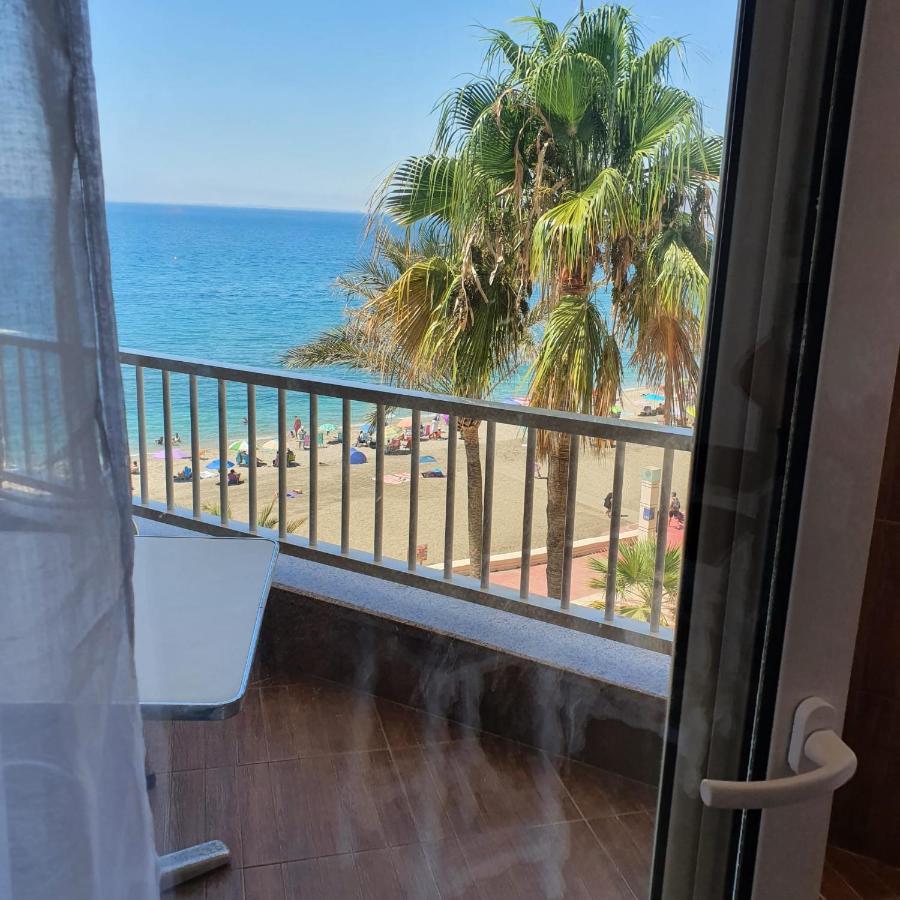 Piso primera linea de playa en el Zapillo Almería Exterior foto